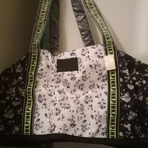 Victoria secret sports bag(new) in great condition